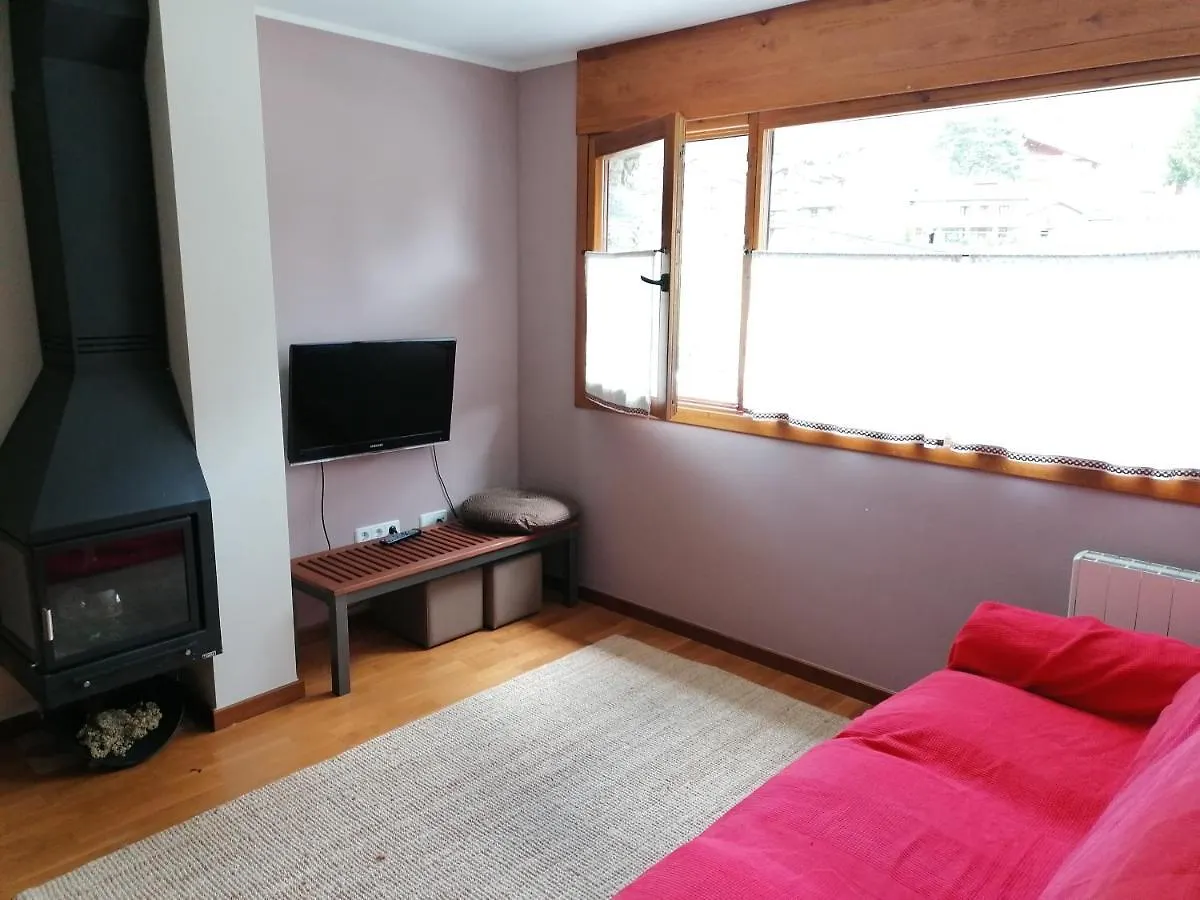 Le Petit Espot Apartment